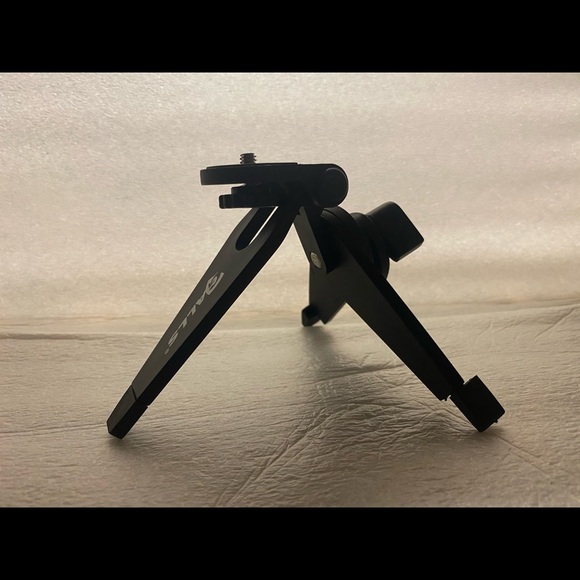 Galls Compact Tripod Mount For Binoculars or Camera- Brand New. - Picture 3 of 8